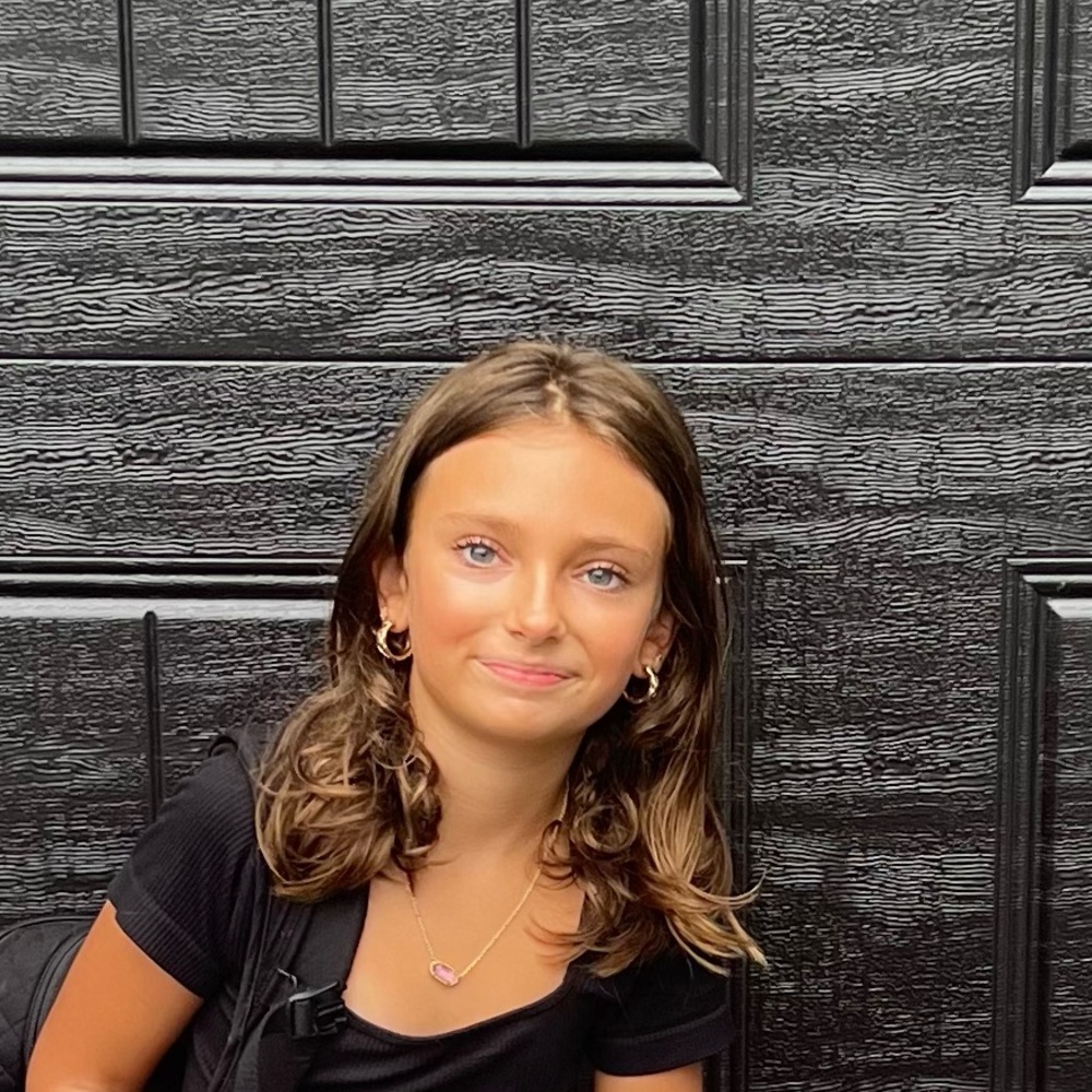 Meet your Posher, Emilia